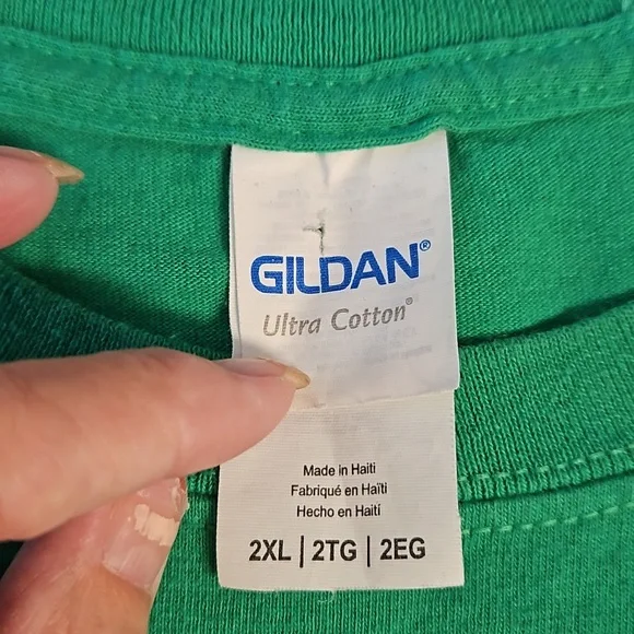 'Happy Alcoholiday' Shamrock clover March 17th graphic tee green 2XL EUC Novelty - Picture 2 of 5